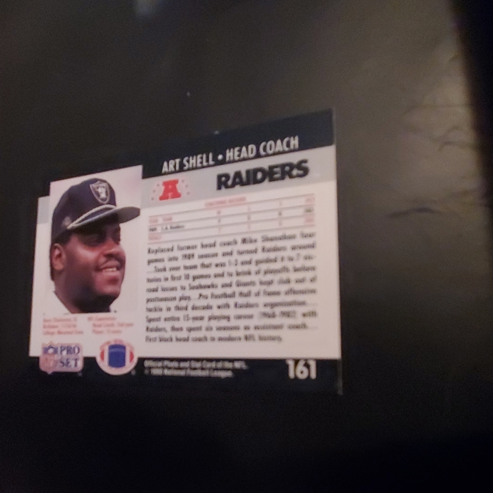 Trading cards - Picture 2 of 2